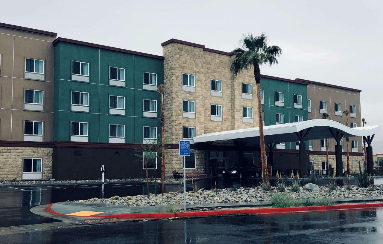 Best Western Plus Coachella Valley Inn & Suites Cathedral City Buitenkant foto