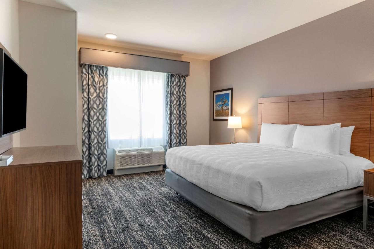 Best Western Plus Coachella Valley Inn & Suites Cathedral City Buitenkant foto