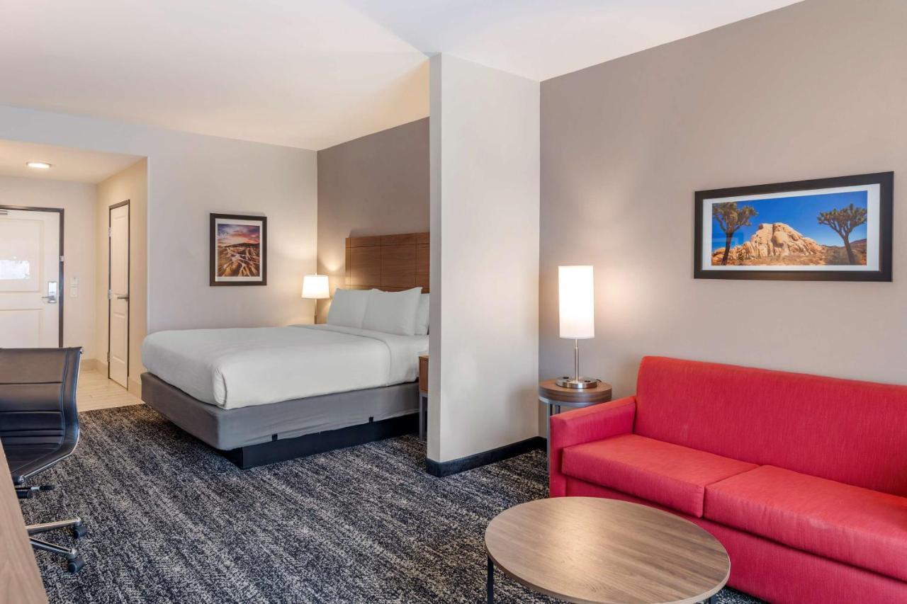 Best Western Plus Coachella Valley Inn & Suites Cathedral City Buitenkant foto