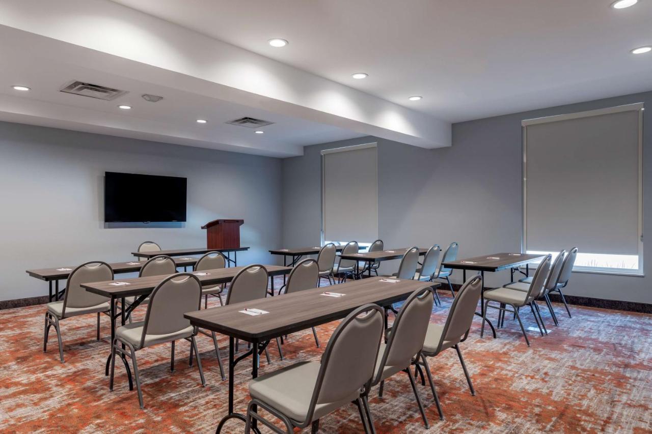 Best Western Plus Coachella Valley Inn & Suites Cathedral City Buitenkant foto