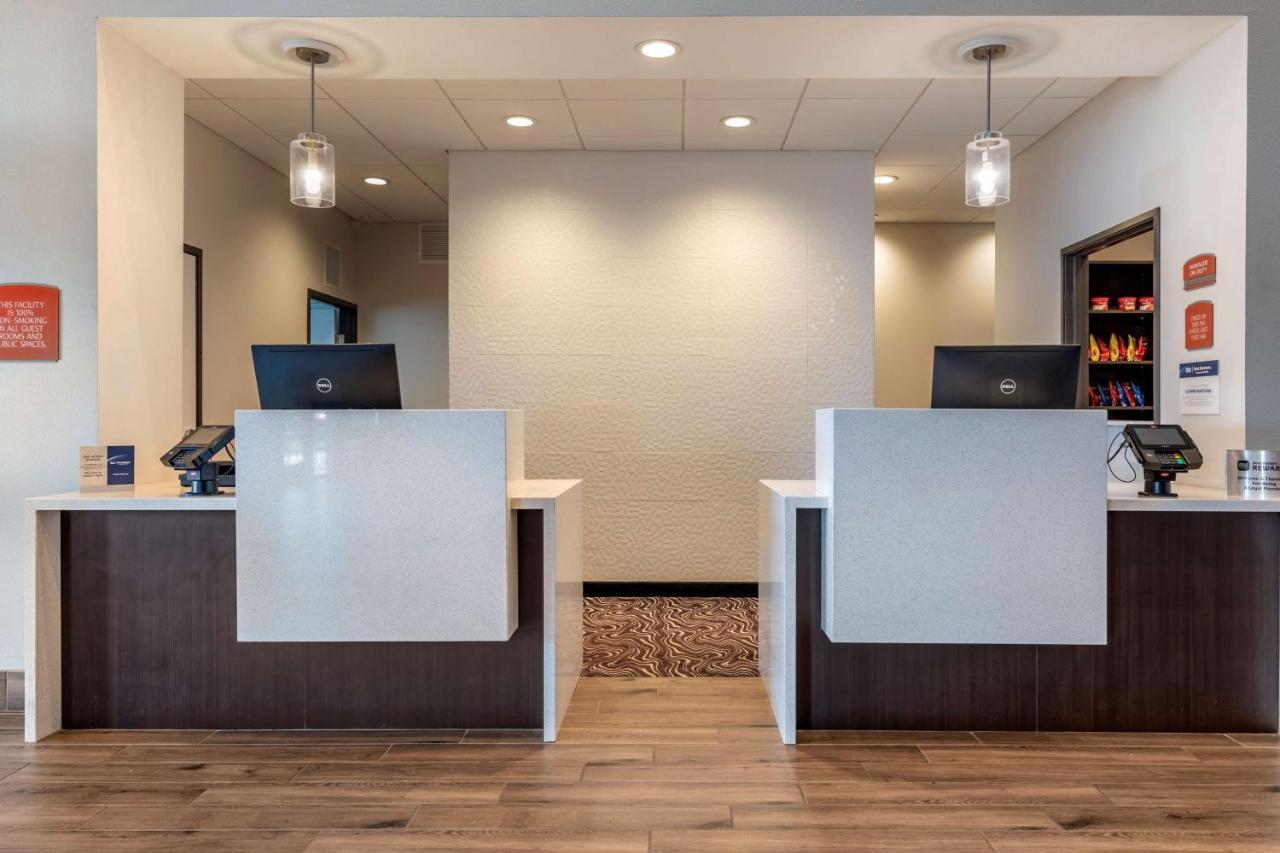Best Western Plus Coachella Valley Inn & Suites Cathedral City Buitenkant foto
