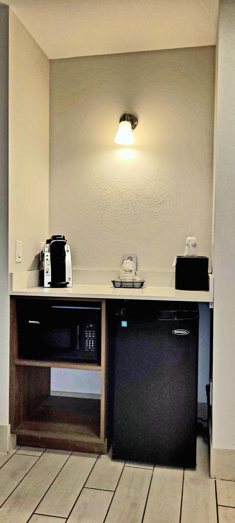 Best Western Plus Coachella Valley Inn & Suites Cathedral City Buitenkant foto