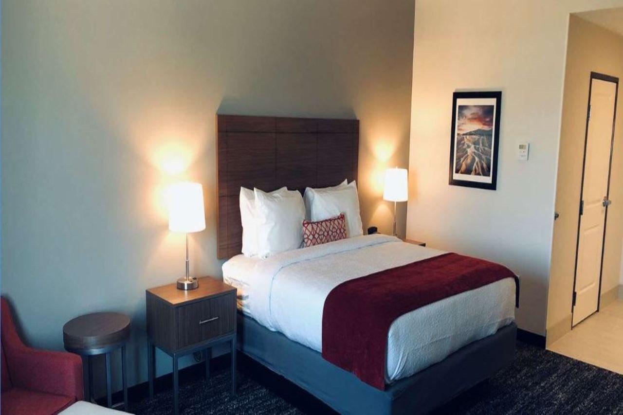 Best Western Plus Coachella Valley Inn & Suites Cathedral City Buitenkant foto